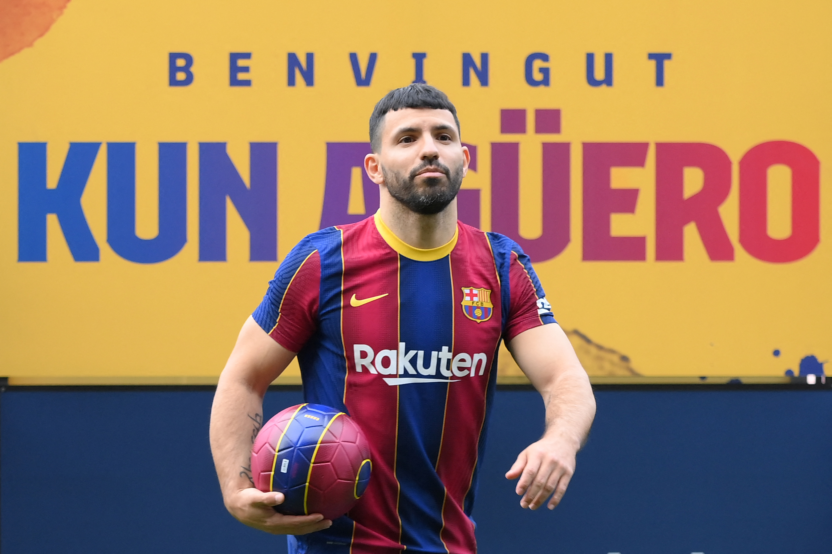 Gabung Barcelona, Sergio Aguero Berharap Lionel Messi Bertahan