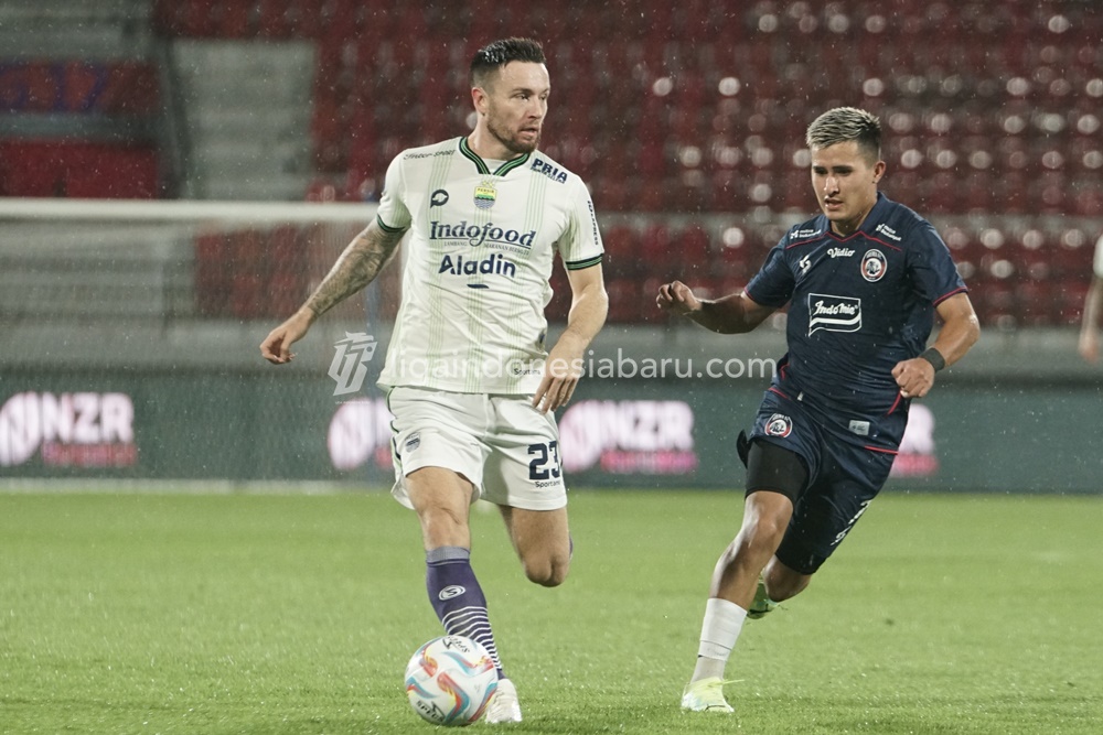 Dua Kali Imbang, Marc Klok Yakin Persib Bangkit