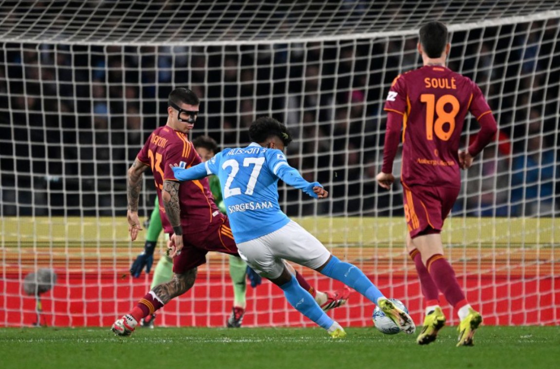 Hasil Serie A: Alisson Jadi Penyelamat, Napoli Imbang 2-2 dengan AS Roma 