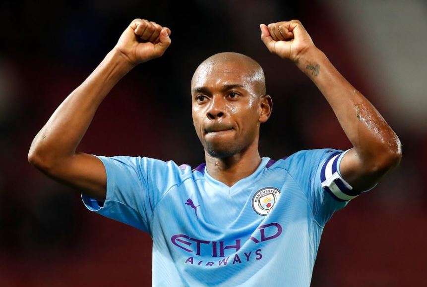 Dua Opsi Fernandinho: Pindah Klub atau Jadi Asisten Guardiola