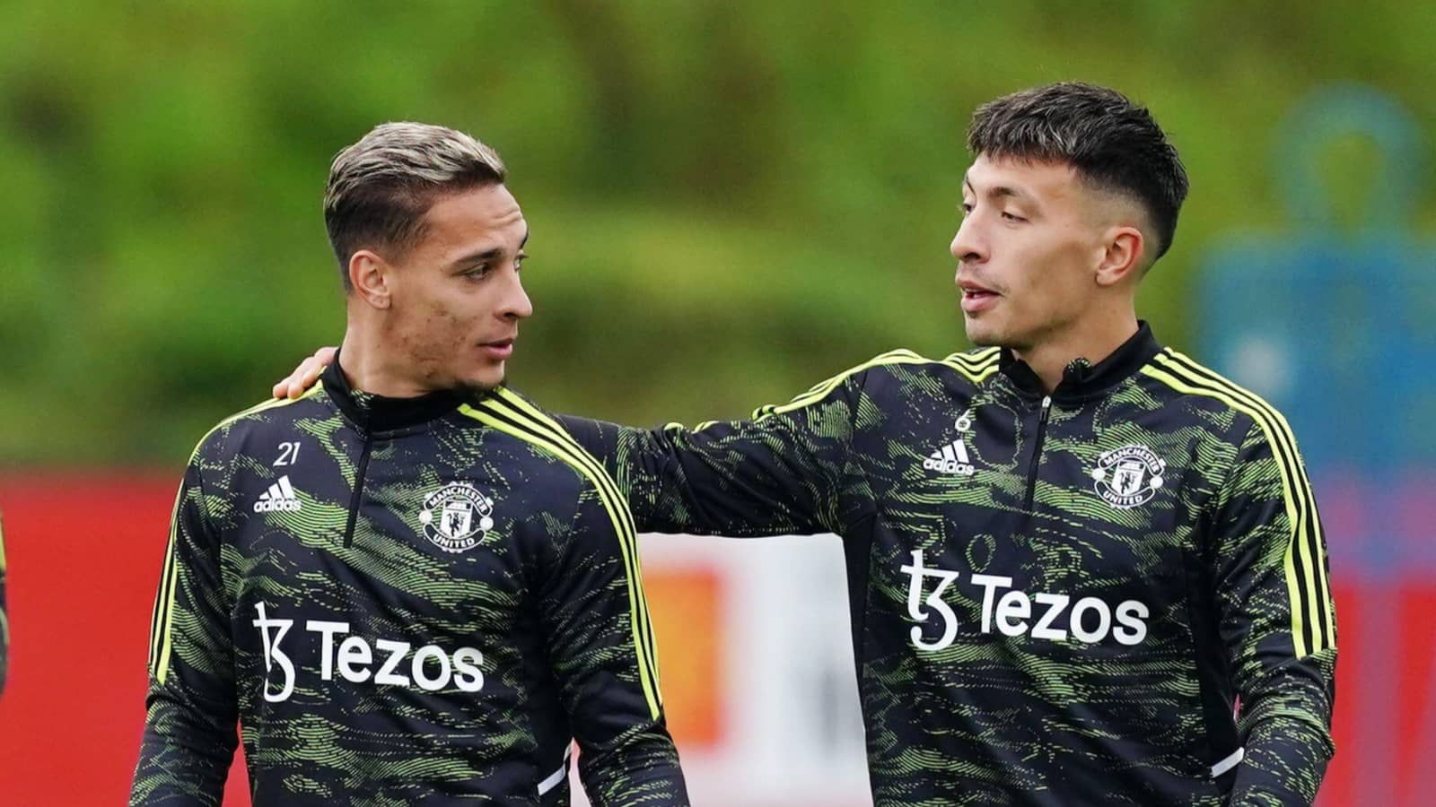Erik ten Hag Ungkap Fakta Transfer Lisandro Martinez dan Antony