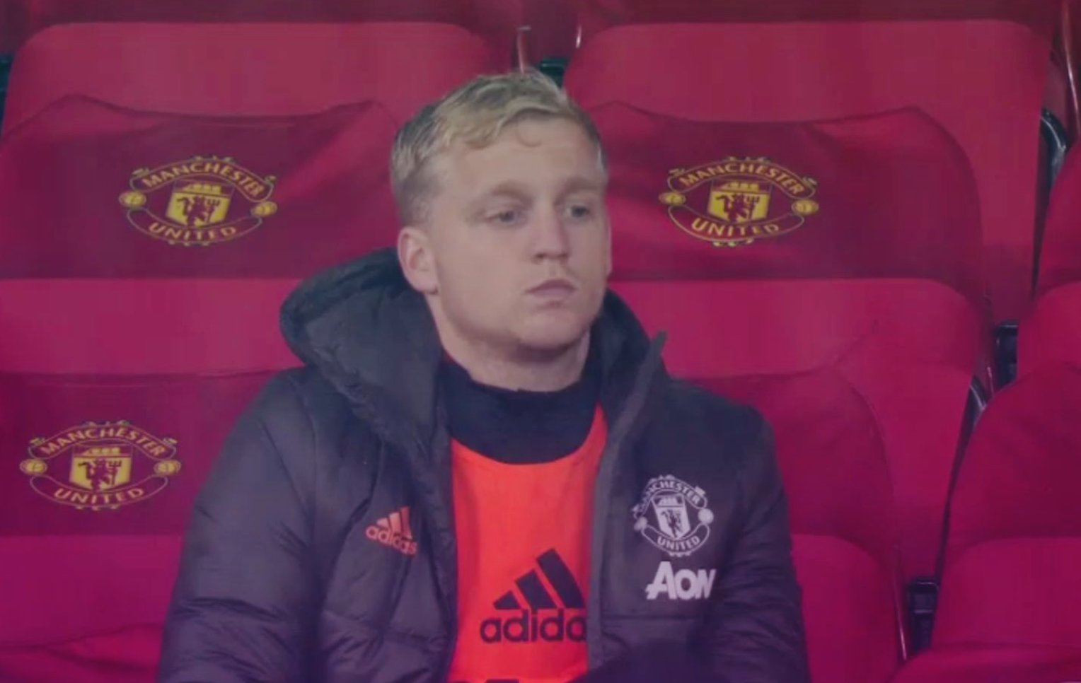 Evra dan Neville Heran Manchester United Beli Donny van de Beek