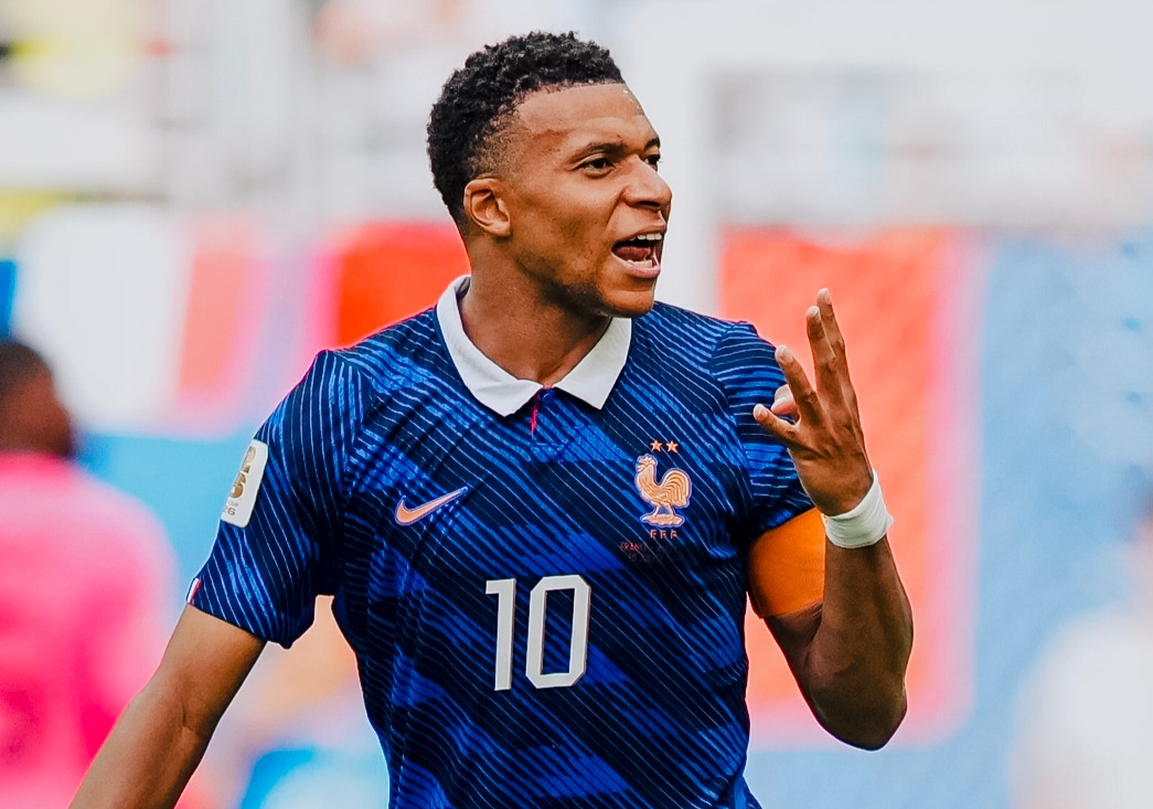 Top Skorer Piala Dunia 2026: Mbappe Menjauh dari Messi Usai Cetak 2 Gol ke Gawang Inggris