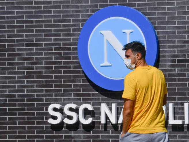 Tanda Tanya Naungi Laga Juventus Vs Napoli