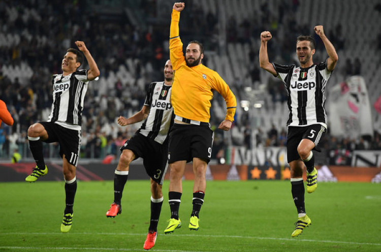 Juventus Bantai Cagliari Empat Gol Tanpa Balas