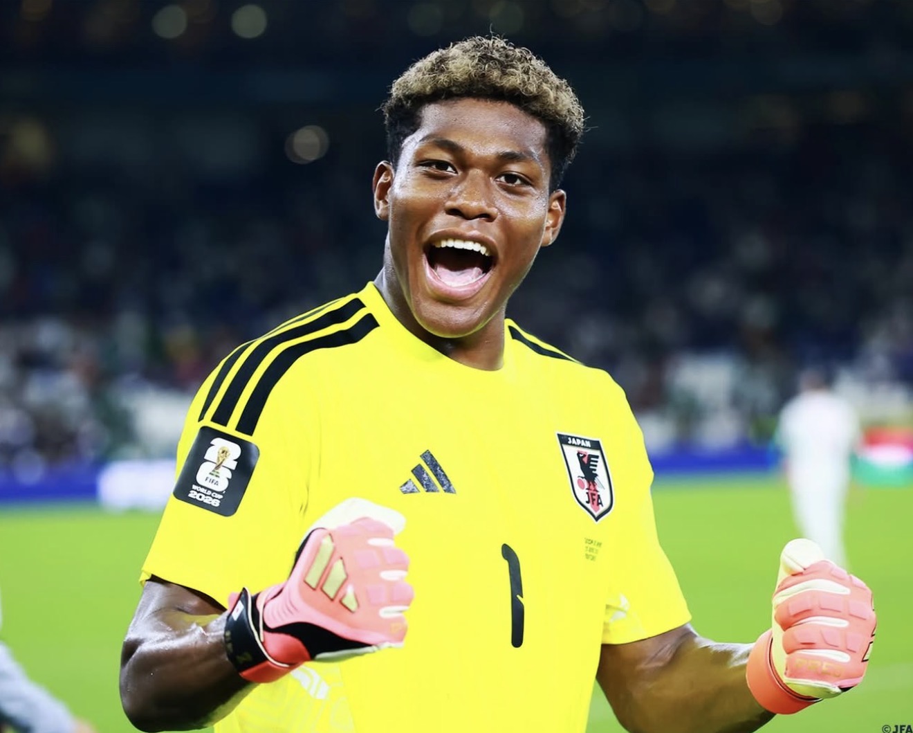 PSG Kirim Tawaran Terbaru untuk Rekrut Kiper Timnas Jepang, Zion Suzuki