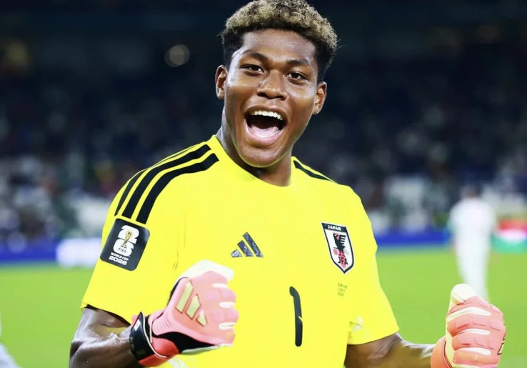 PSG Kirim Tawaran Terbaru untuk Rekrut Kiper Timnas Jepang, Zion Suzuki