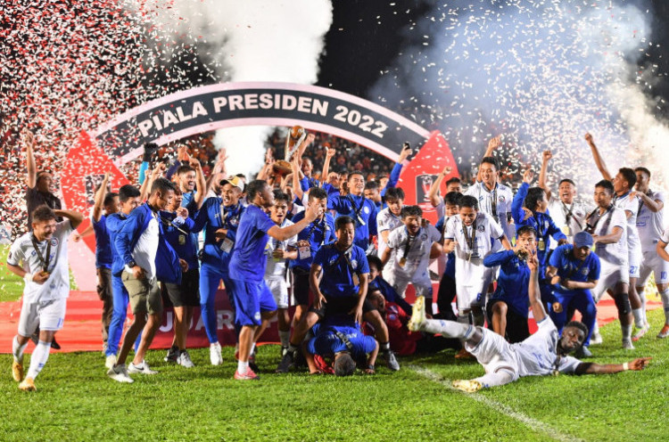 Juara Piala Presiden 2022 Jadi Bukti Nama Besar Arema FC