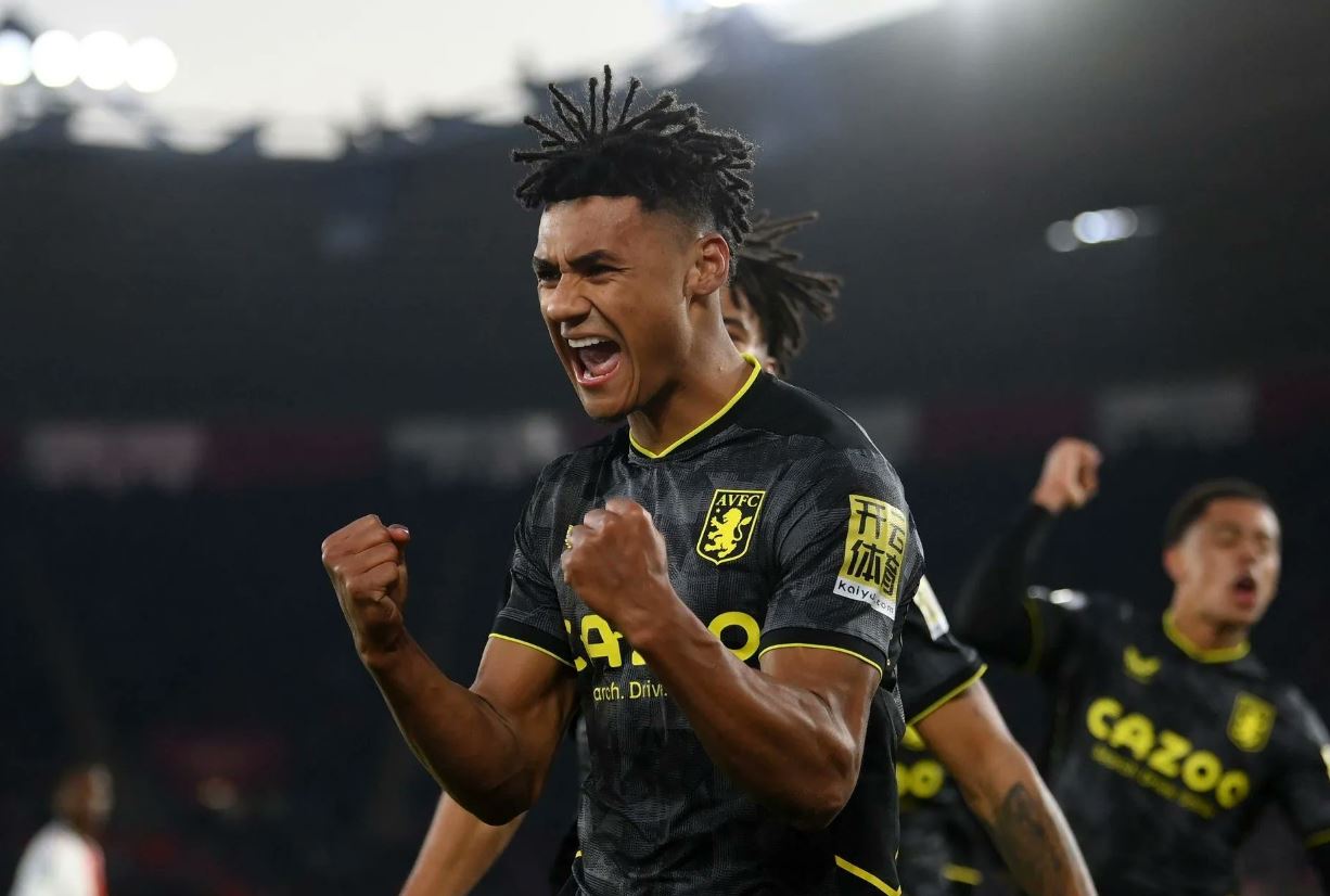 Cari Alternatif Penyerang, Manchester United Pantau Striker Aston Villa
