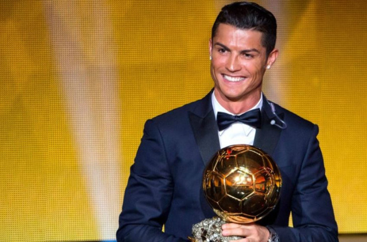 Maurizio Sarri Berharap Cristiano Ronaldo Menangi Ballon d'Or 2019