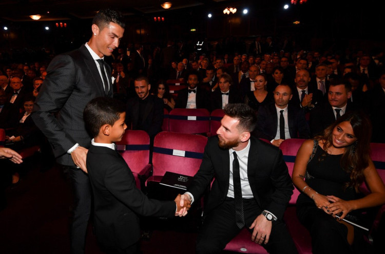 Berang, FIFA Tempuh Jalur Hukum soal Absennya Messi dan Ronaldo Hadiri Penghargaan Pemain Terbaik Dunia