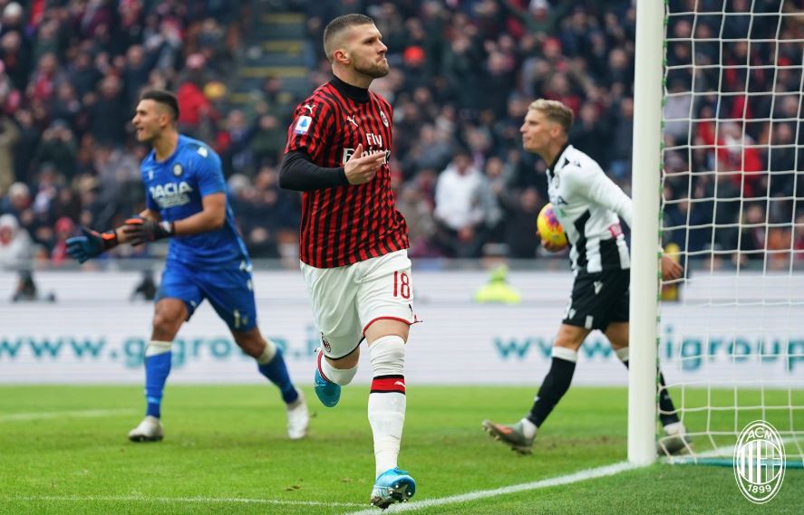 Efek Zlatan Ibrahimovic, AC Milan Atasi Perlawanan Sengit Udinese