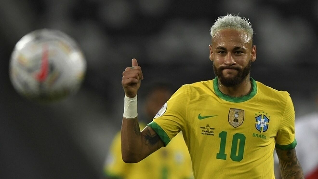 Neymar Pertanyakan Kondisi Lapangan di Copa America