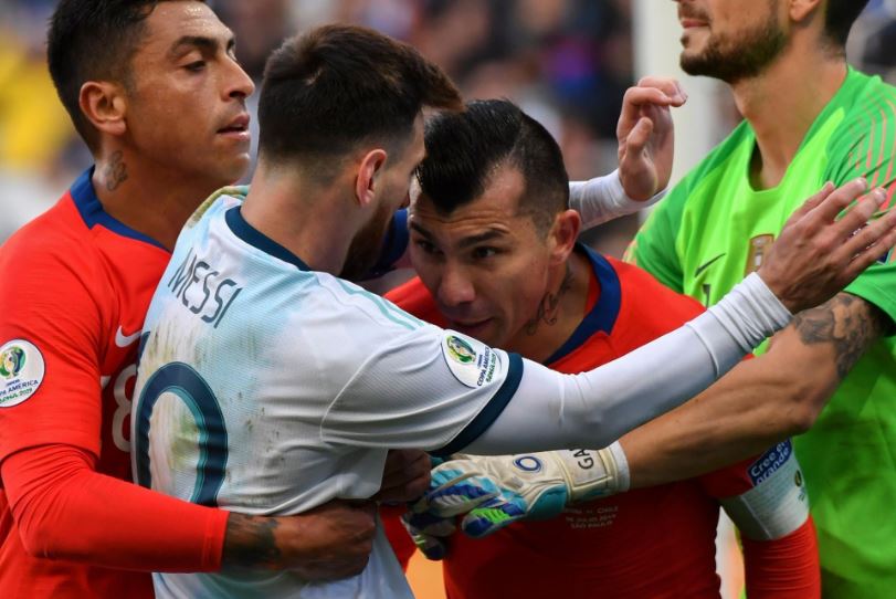 Copa America 2019: Argentina Juara Tiga, Lionel Messi Ribut dengan Bek Chili