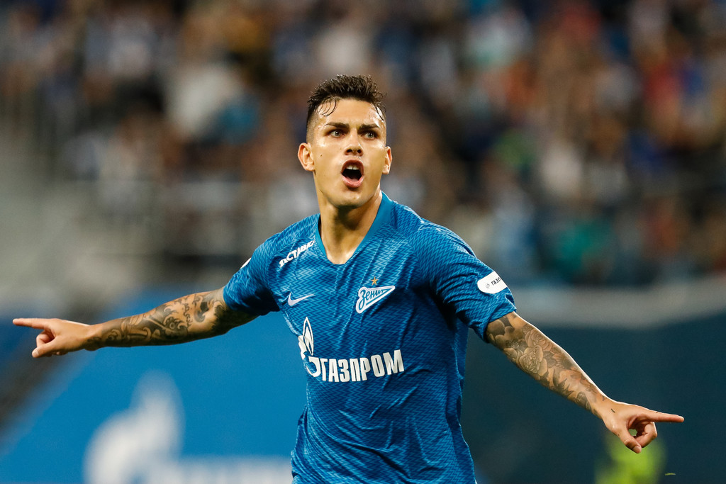 Sulit Boyong Higuain dan Barella, Chelsea Alihkan Target ke Leandro Paredes