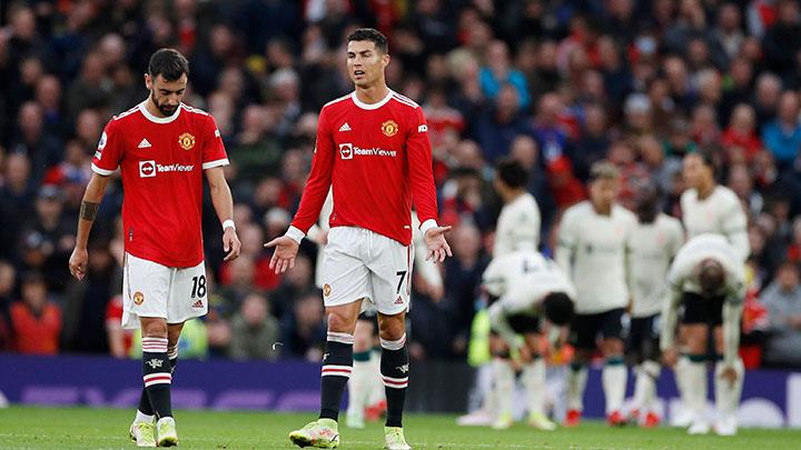 Pernah Dibantai di Old Trafford, Ferdinand Bocorkan Cara MU Bangkit
