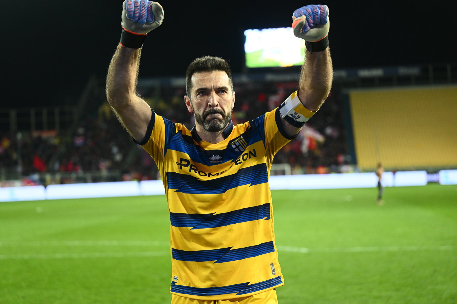 Pensiun Jadi Pemain, Gianluigi Buffon Ambil Bagian di Timnas Italia