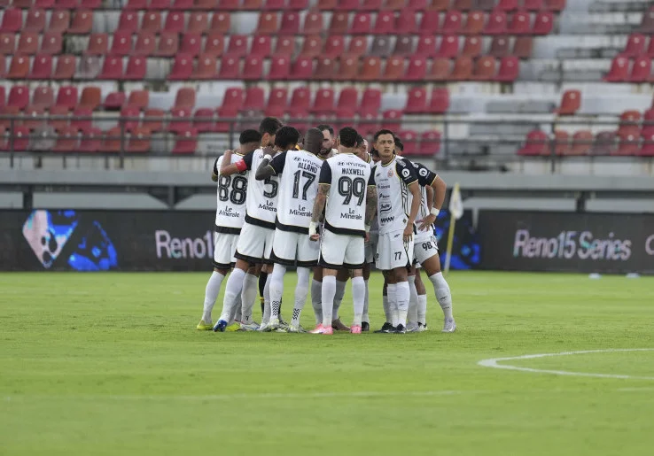 Persija Jakarta Cuci Gudang, 7 Pemain Asing Resmi Dilepas