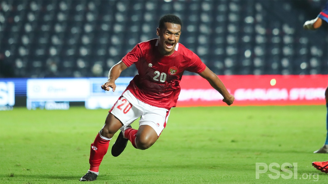 Ramai Rumakiek, Gol Debut di Timnas Indonesia untuk Kedua Orang Tua