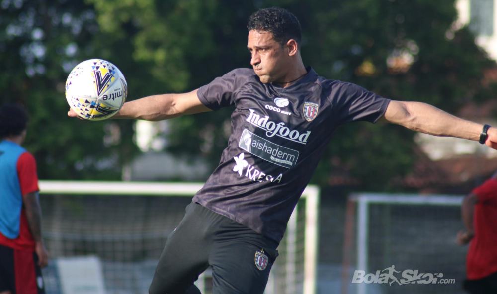 Addison Alves Gabung Bali United, Teco Jelaskan Statusnya