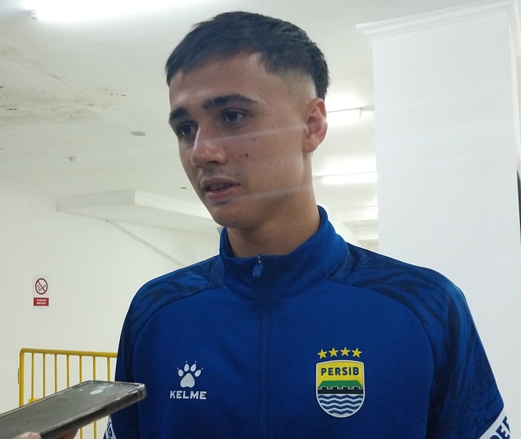 Eliano Reijnders Anggap Kans Persib Lolos dari Grup AFC Champions League Two Masih Belum Aman
