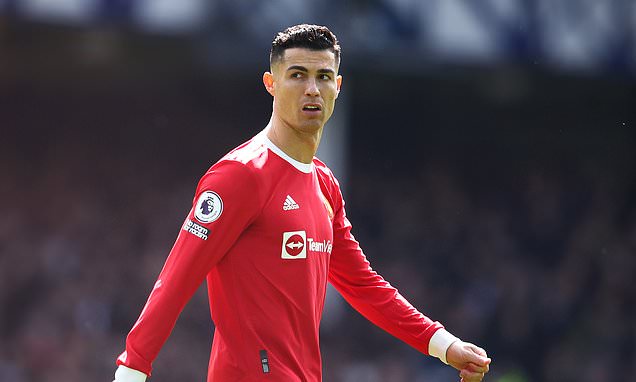 Erik ten Hag Datang, Cristiano Ronaldo Tak Akan Ditendang