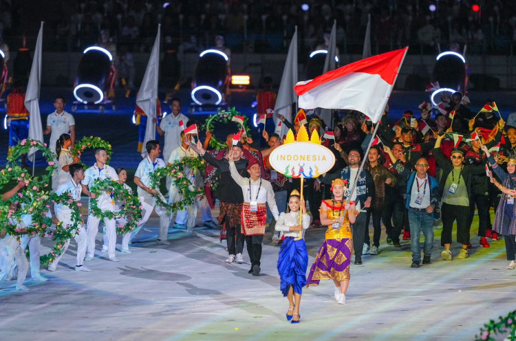 Pembukaan SEA Games 2023 Kamboja Berlangsung Megah, Kontingen Indonesia Tampil Menawan