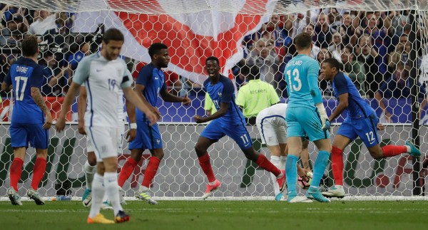 Inggris Takluk Dari Perancis di Stade de France