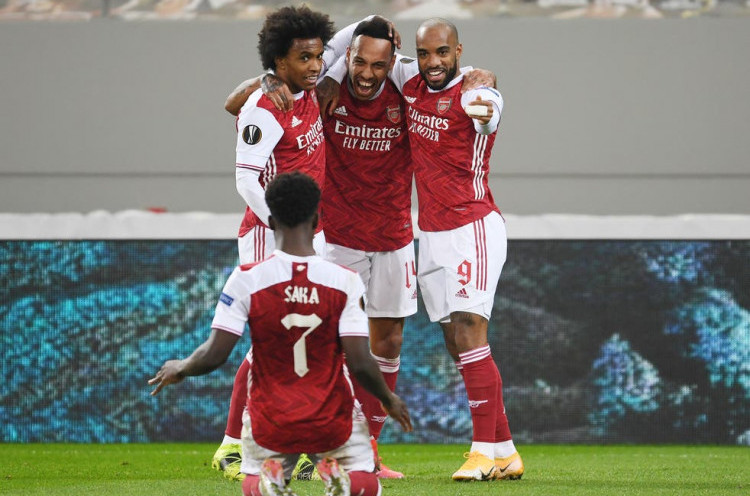 Hasil Liga Europa: Arsenal Menang Dramatis, MU dan Milan Tertahan