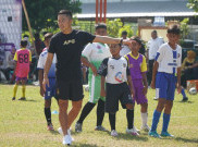 Persik Kediri Gelar Coaching Clinic dan Bagikan 100 Bola