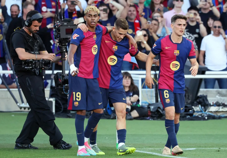 Produk La Masia Menyelamatkan Barcelona di Tengah Krisis Finansial