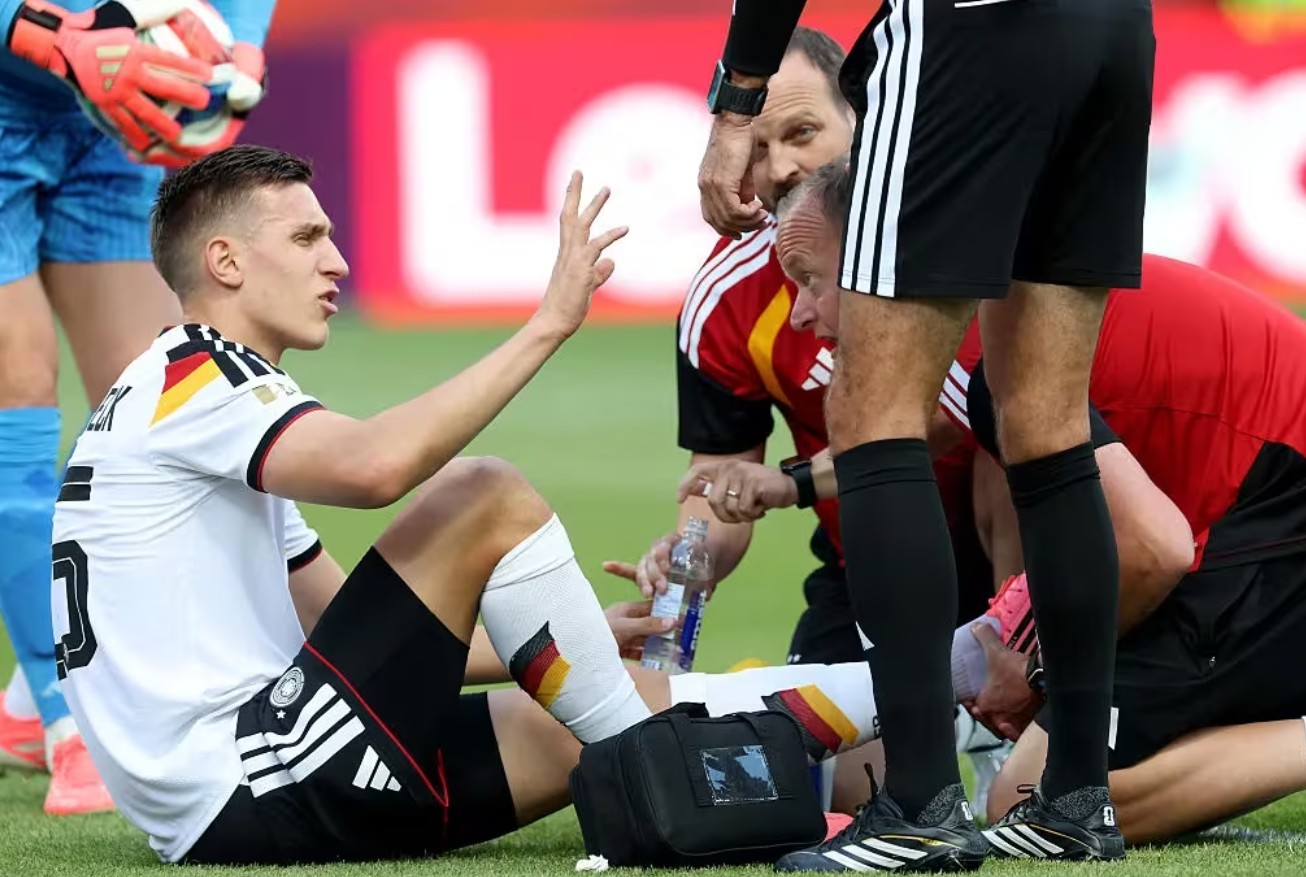 Schlotterbeck Absen di Sisa Turnamen, Jerman Tetap Percaya Diri