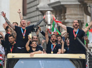 Pesta Juara Timnas Italia Lahirkan Klaster COVID-19