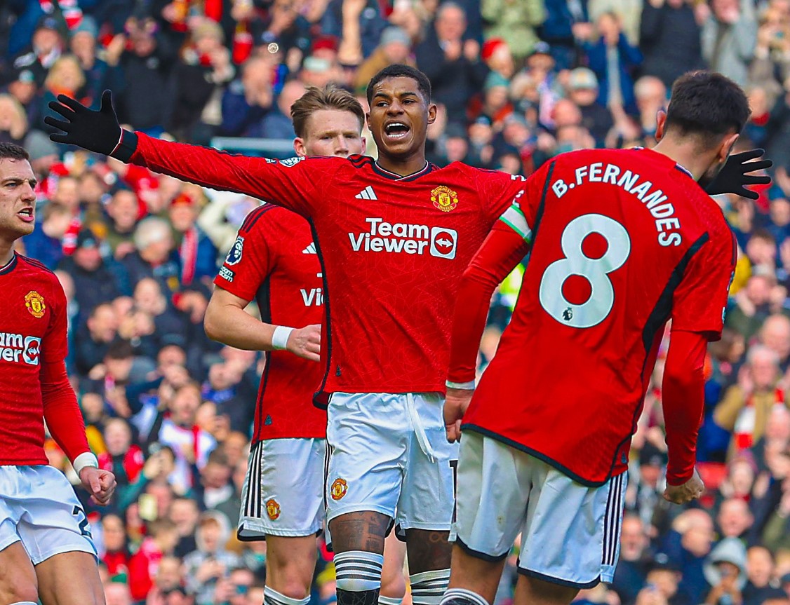 Manchester United 2-0 Everton: Dua Gol Penalti, Tiga Poin buat Setan Merah