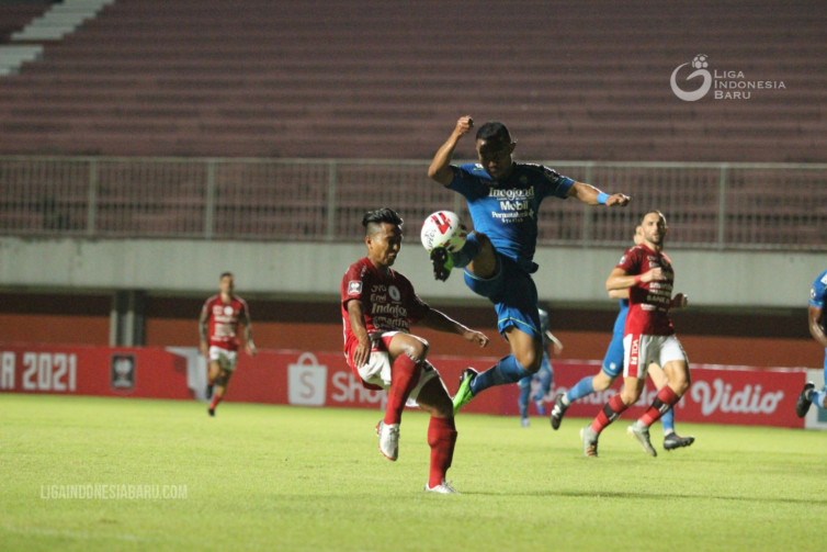 Giliran Teco Bicara Kualitas Persib, Sebut Nama Febri Hariyadi
