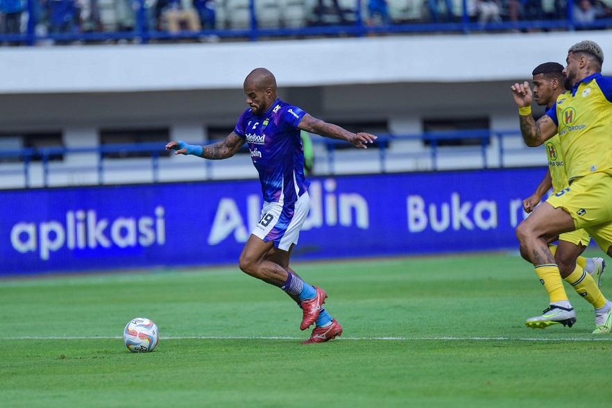 Hasil Liga 1: Persib Kembali Gagal Menang di GBLA