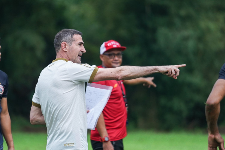 Sinergi Jakmania dengan Angelo Alessio untuk Persija Juara