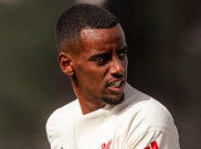 Arne Slot Ungkap Alasan Tak Mainkan Alexander Isak pada Laga Burnley vs Liverpool