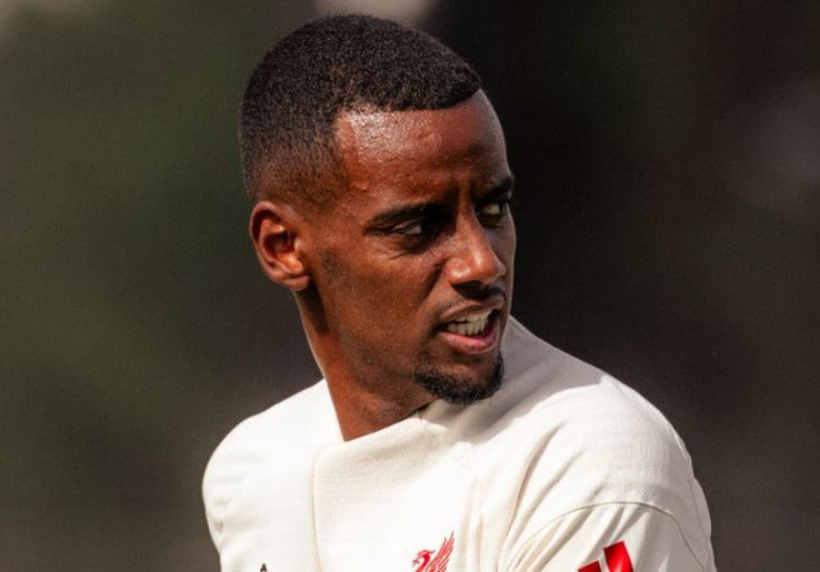 Arne Slot Ungkap Alasan Tak Mainkan Alexander Isak pada Laga Burnley vs Liverpool