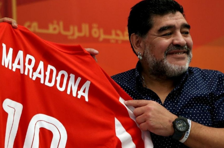 Disorot karena Langgar Aturan Stadion, Maradona Meminta Maaf
