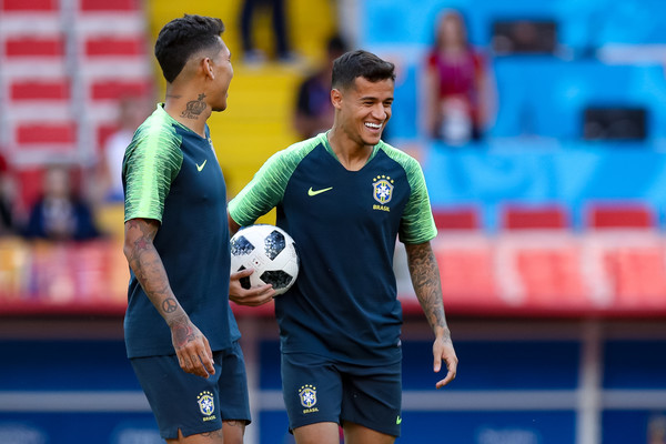Roberto Firmino Kedapatan Menyukai Unggahan Philippe Coutinho Menuju Liverpool