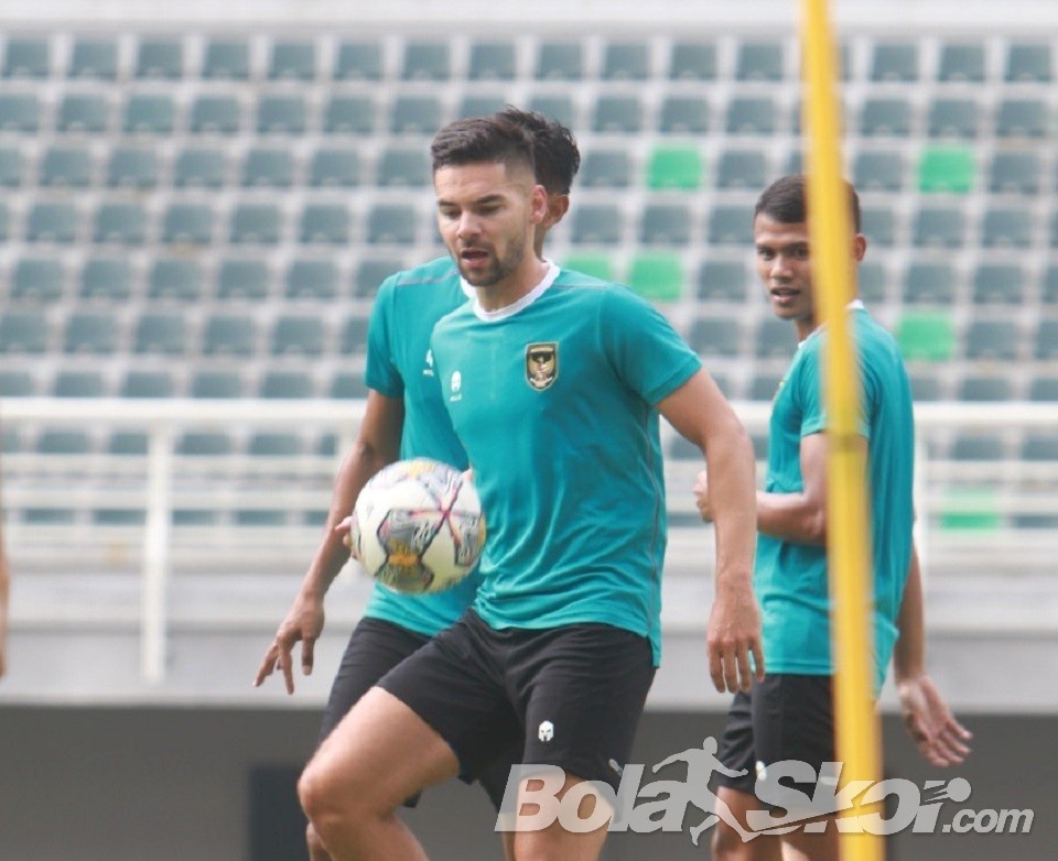 Sandy Walsh Cedera, Rachmat Irianto: Mudah-mudahan Tidak Apa-apa