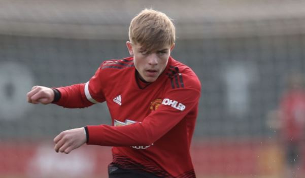 Brandon Williams, Pemuda Lokal Tapaki Jejak Dennis Irwin di Manchester United