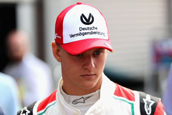 Ayah dan Anak Juara Dunia F1: Dinasti Schumacher Coba Menyamai Rosberg dan Hill