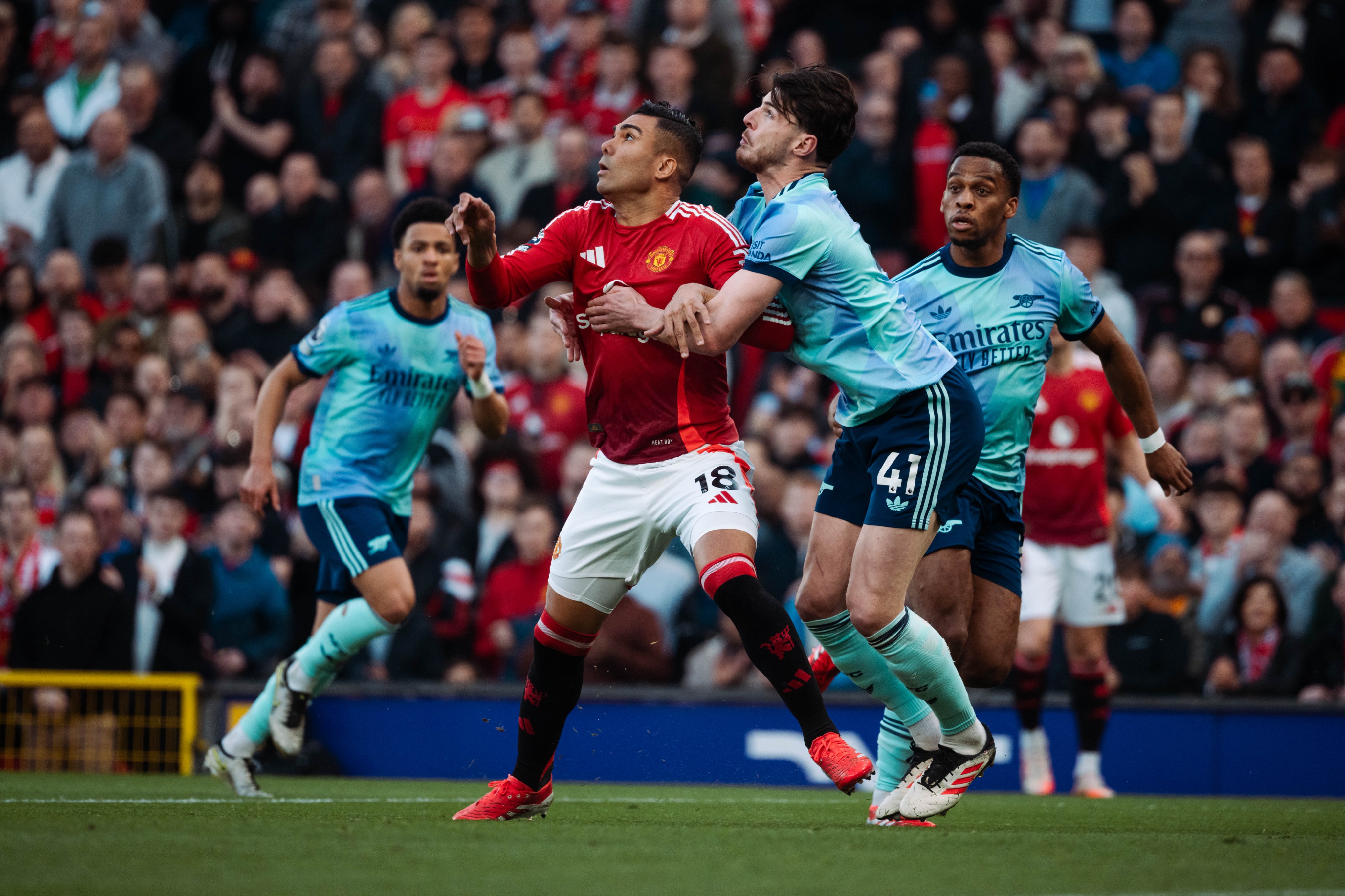 Superkomputer Prediksi Arsenal Bungkam Manchester United di Old Trafford