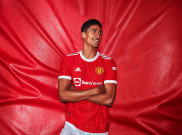 Raphael Varane Tak Bisa Tolak Godaan Manchester United
