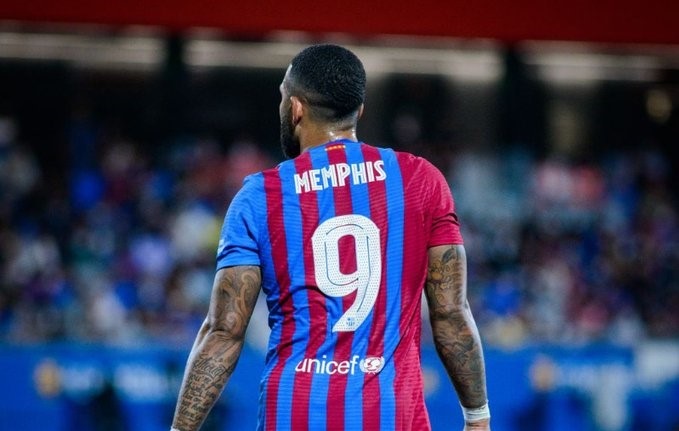Krisis Barcelona, Potong Gaji Kapten Agar Pemain Lain Bisa Main