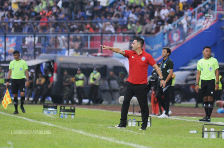 Arema FC Tak Mau Pandang Remeh Persebaya yang Sedang Jeblok
