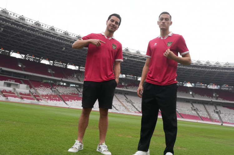 Update Terbaru Naturalisasi Ragnar Oratmangoen dan Thom Haye