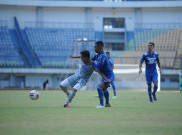 Robert Rene Lihat Kemajuan dalam Gim Internal, Persib Selanjutnya Jajal TIRA-Persikabo